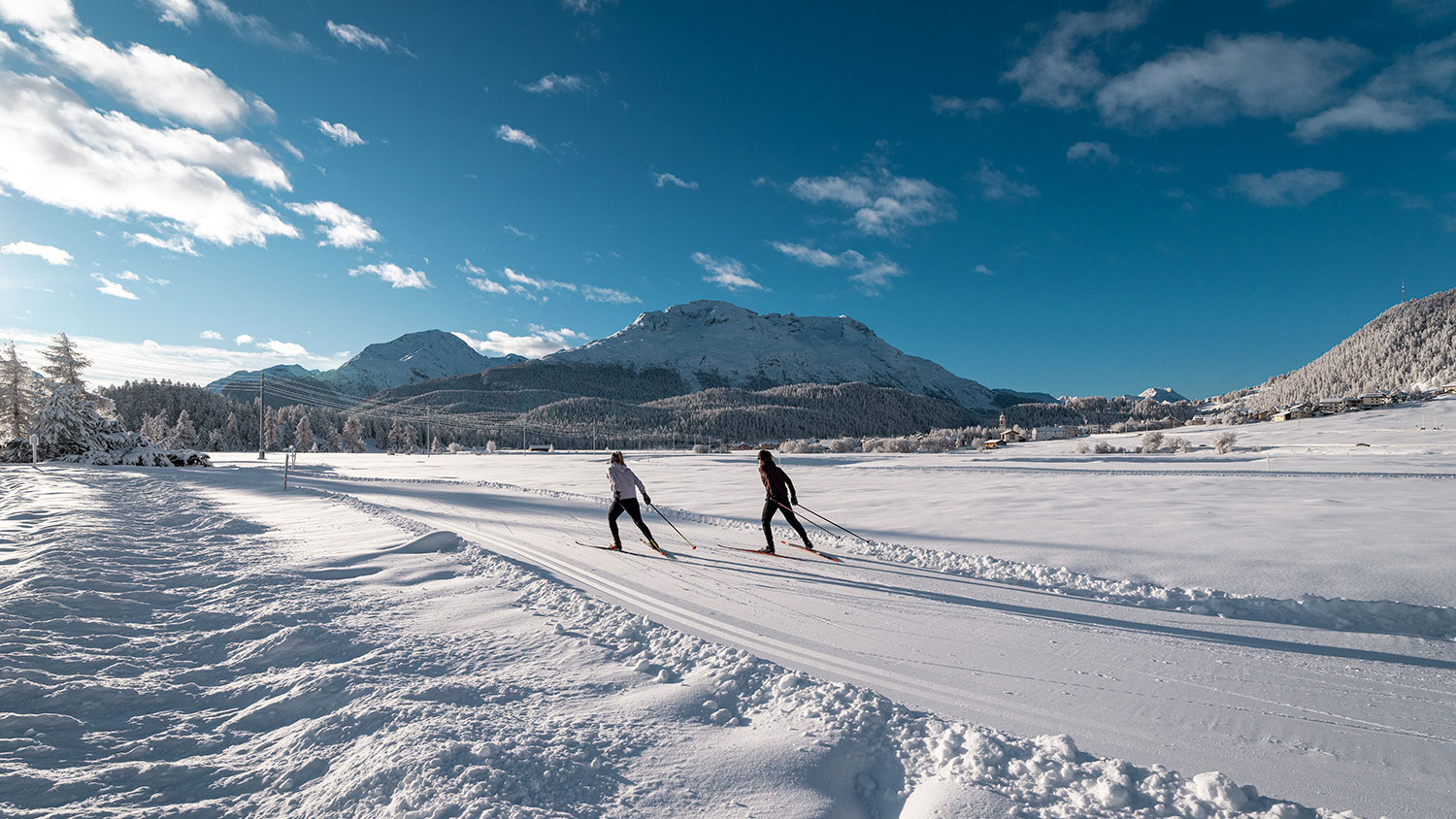 Weitlanglaufen Engadin - Langlauf-Erlebnis inkl. Gepäcktransport