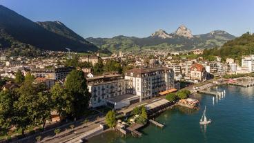 Blick auf Brunnen © erlebnisregion-mythen.ch