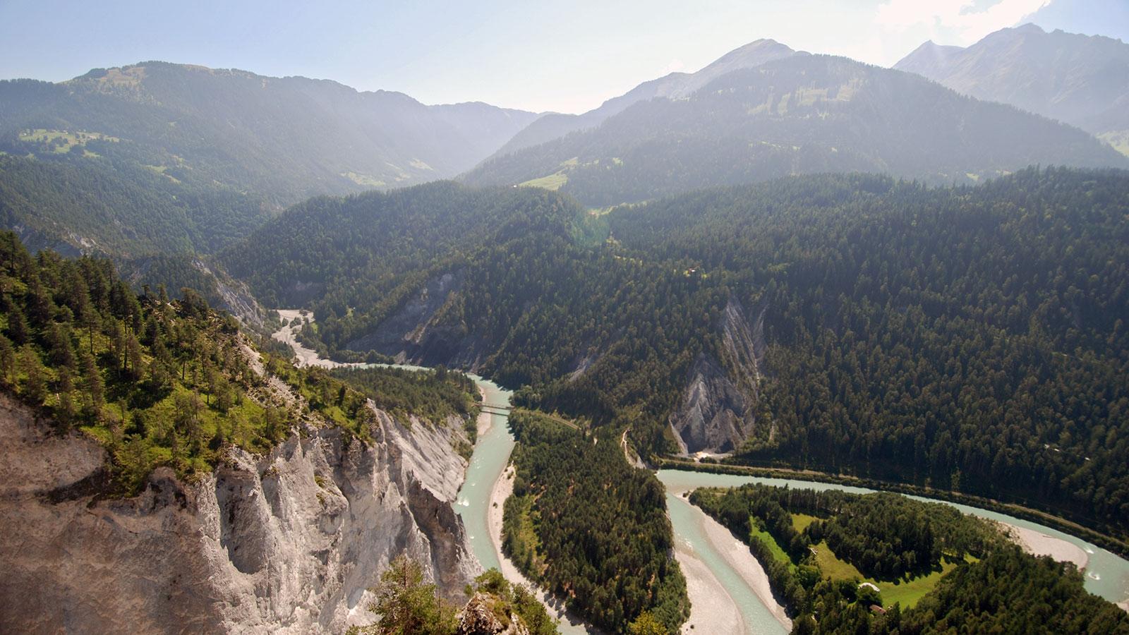 Top of Surselva - 7 Etappen - Grand Canyon der Schweiz Top of Surselva - 7 Etappen - Grand Canyon der Schweiz