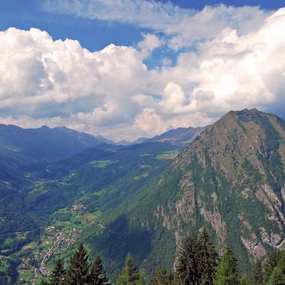 2-Pässe-Fahrt Graubünden, Blick Richtung Lukmanierpass