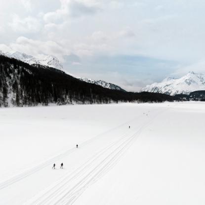 Langlaufen im Engadin zwischen Maloja und Pontresina
