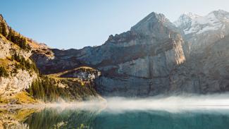 Oeschinensee - Via Alpina © Switzerland Tourism - By-Line: swiss-image.ch/Ivo Scholz