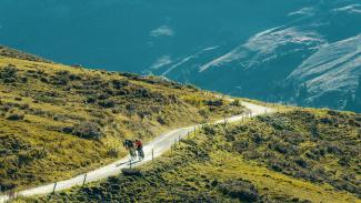 Graubünden Gravel / E-MTB-Genuss, Mountainbikeland Nr. 70, Foto © Graubünden Ferien